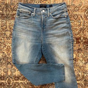 Stretch Lucky Brand Mid Rise Crop Ava Jeans (Size 8/29)